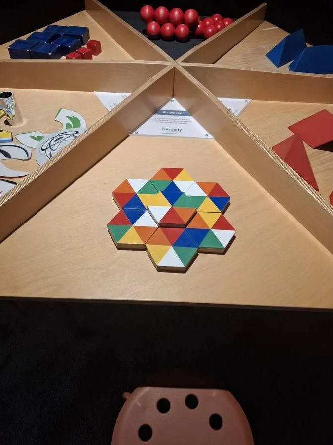 Die Waben, Exponat im Pop-up Science Center