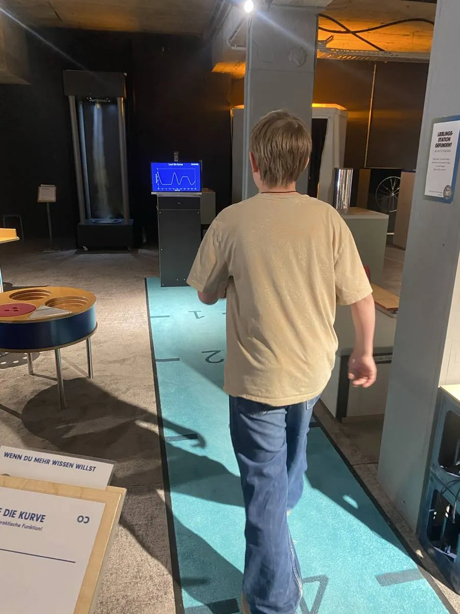 Lauf die Kurve, Exponat im Pop-up Science Center