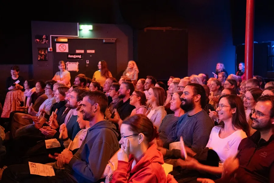 Publikum beim 1. Freisinger Science Slam 2024